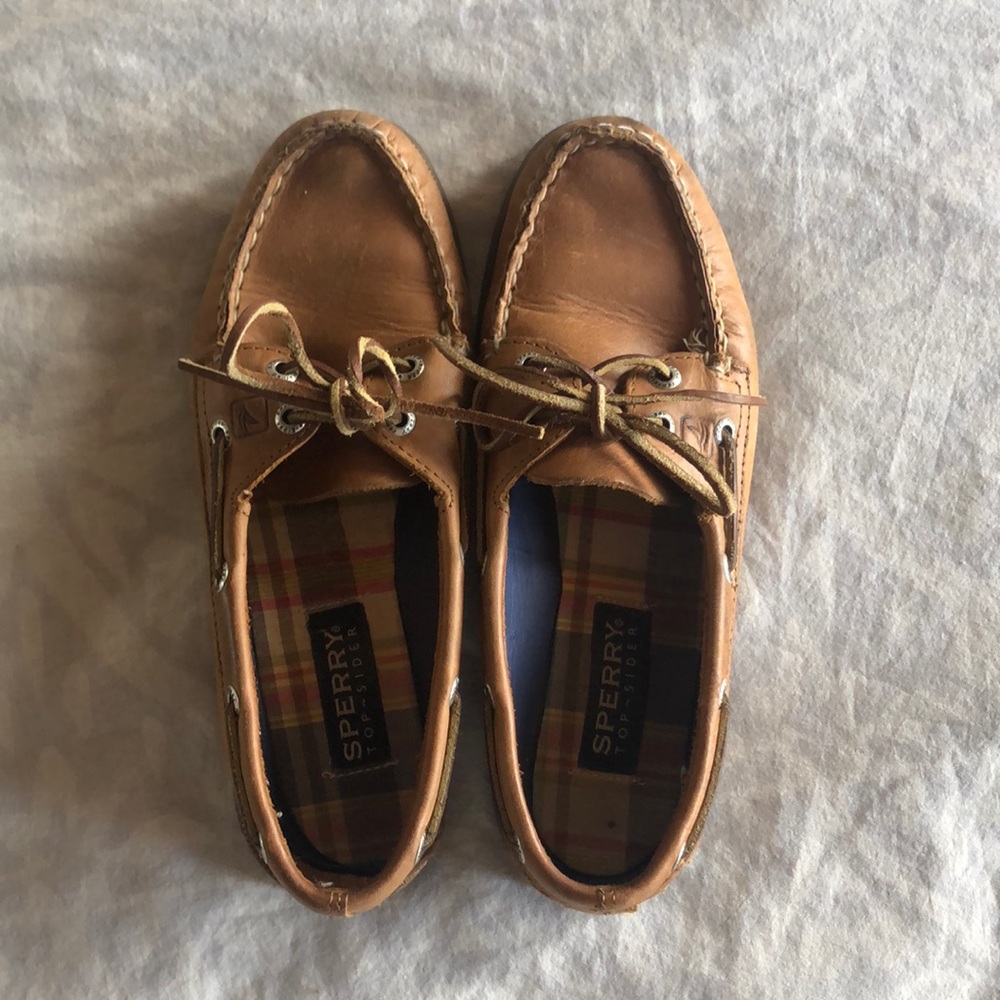 women’s Sperry topsider
